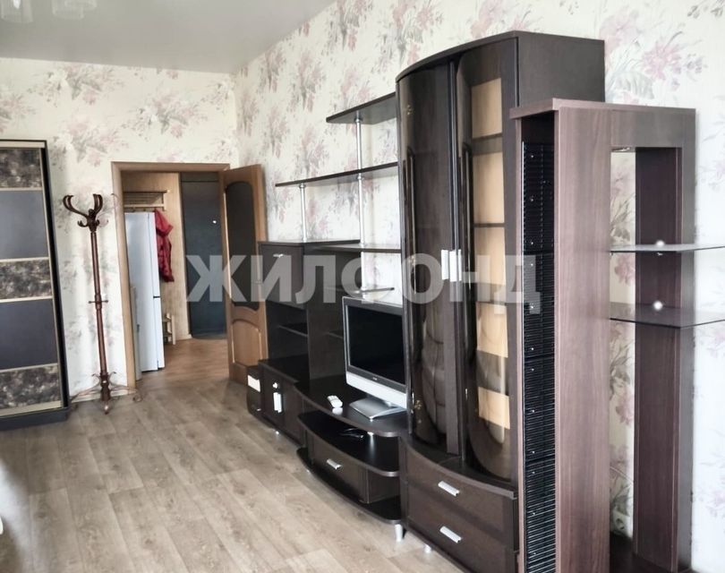 Сдаётся 2-комнатная квартира, 56 м²