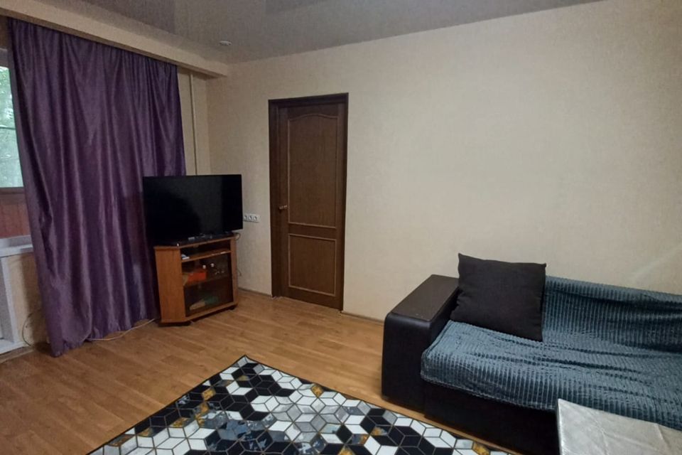 Сдаётся 3-комнатная квартира, 53 м²