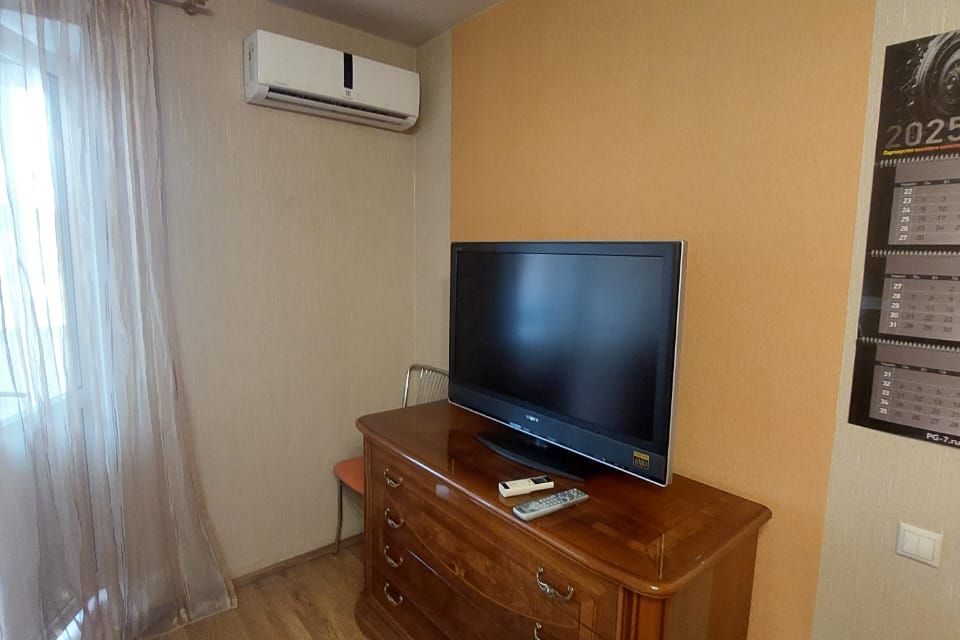 Сдаётся 2-комнатная квартира, 56 м²