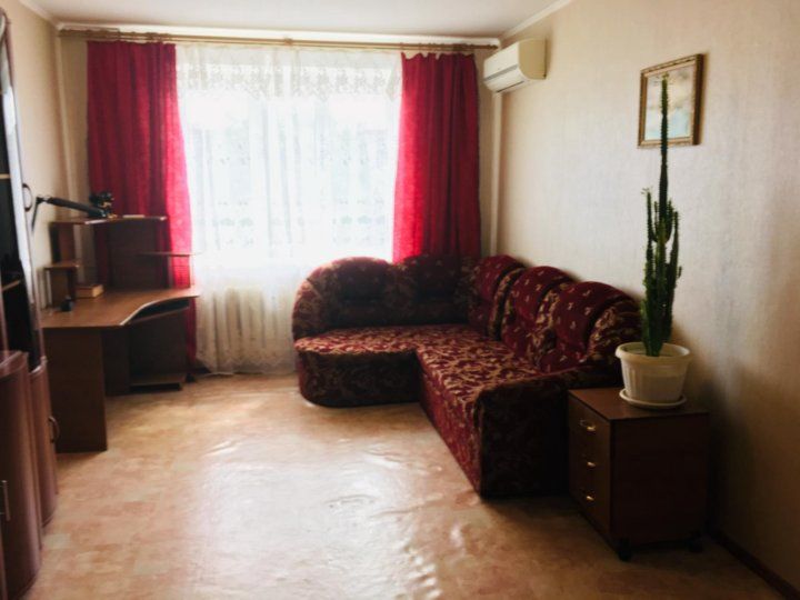 Сдаётся 1-комнатная квартира, 40 м²