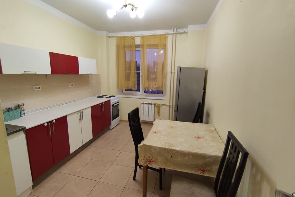 Сдаётся 2-комнатная квартира, 55 м²