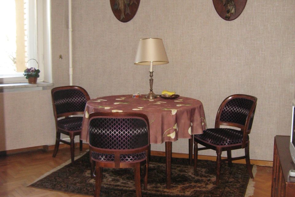 Сдаётся 2-комнатная квартира, 80 м²