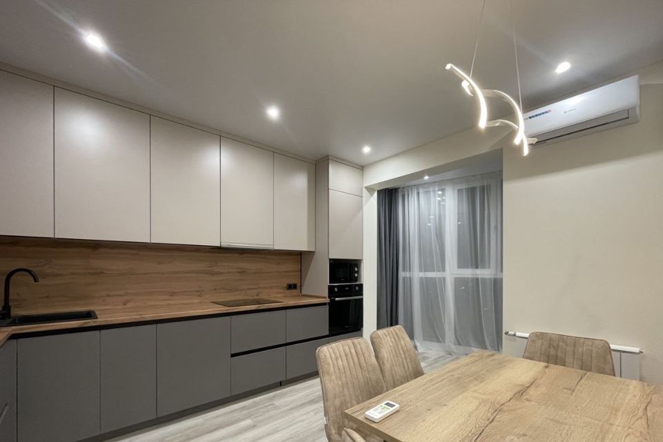 Сдаётся 2-комнатная квартира, 64 м²