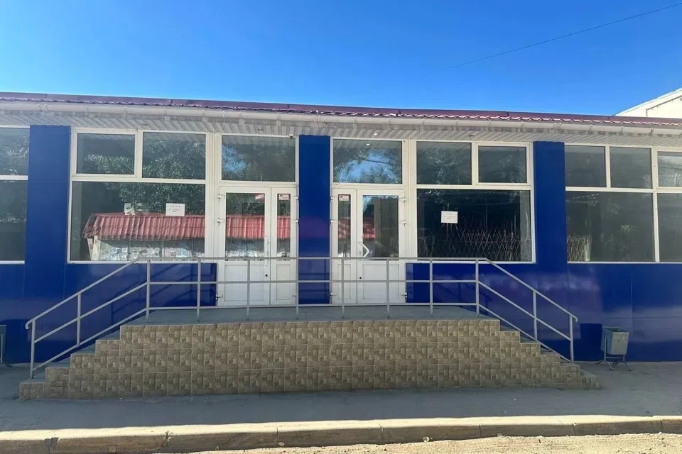 Сдаётся торговое помещение, 285 м²