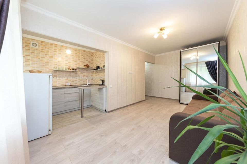 Сдаётся 1-комнатная квартира, 37 м²