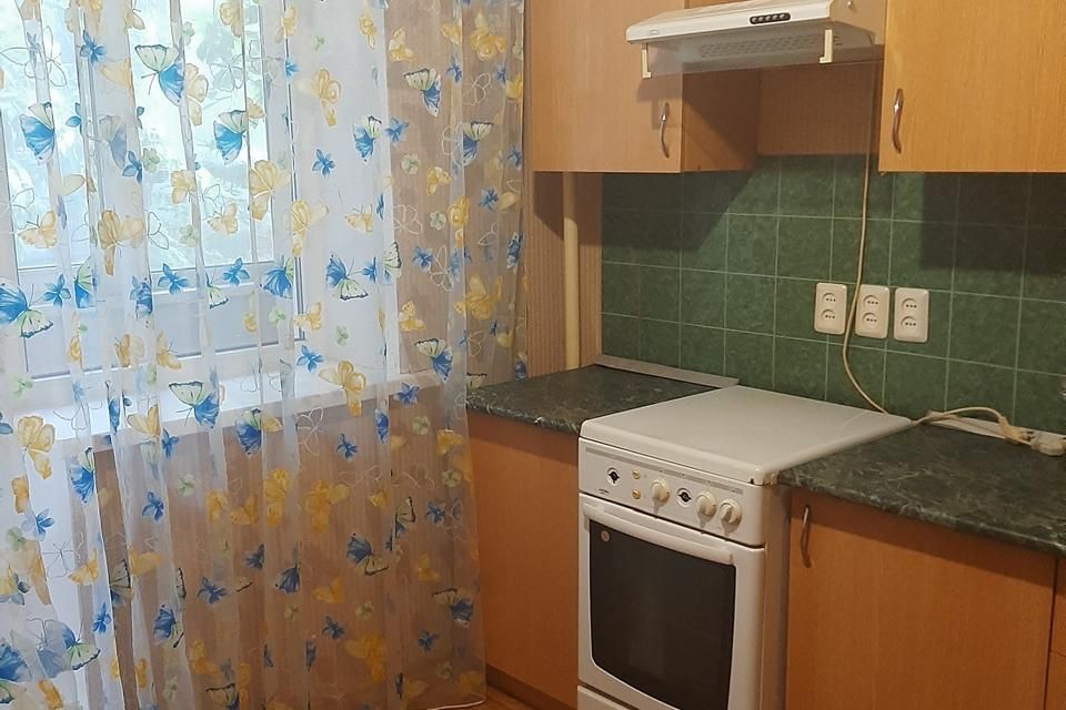Сдаётся 1-комнатная квартира, 38 м²