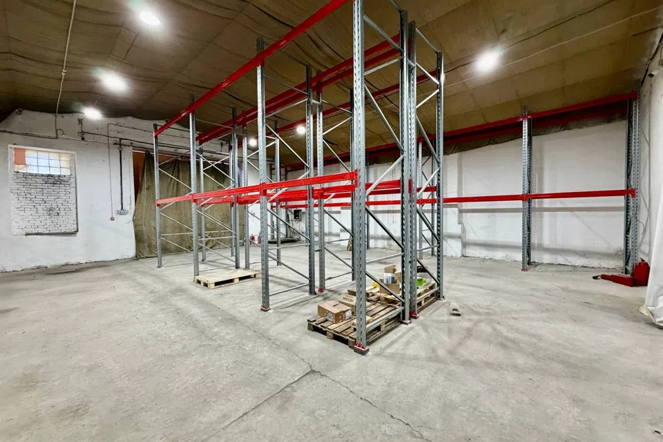 Сдаётся склад, 793 м²