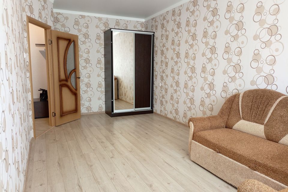 Сдаётся 1-комнатная квартира, 38 м²