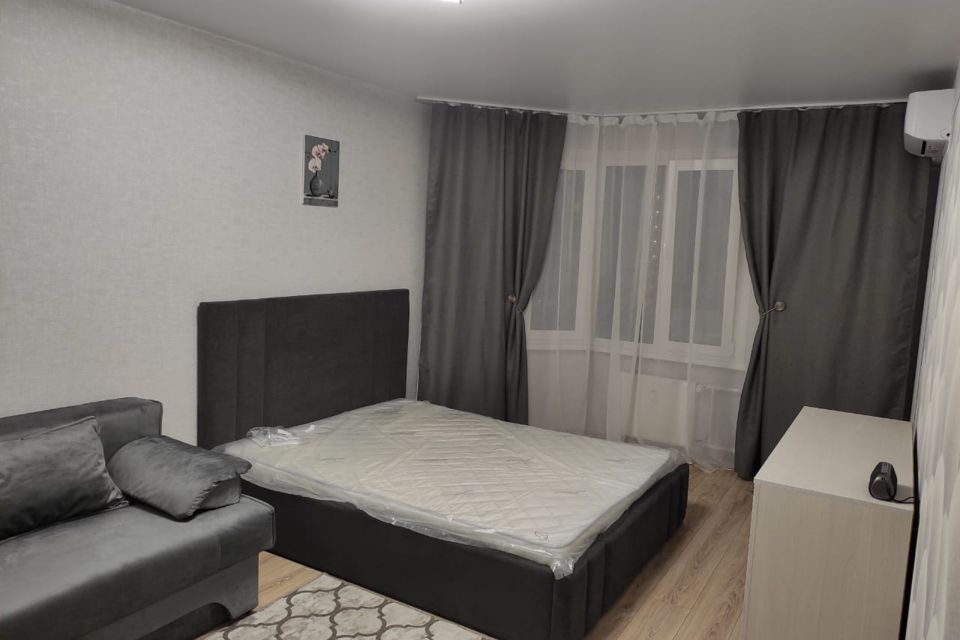 Сдаётся 1-комнатная квартира, 42 м²