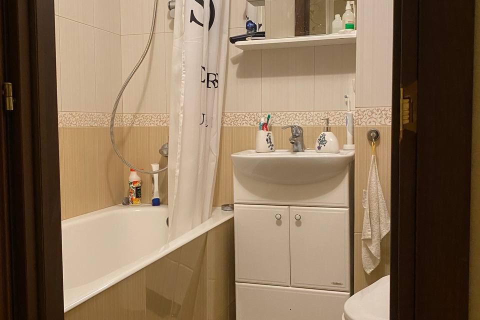 Сдаётся 1-комнатная квартира, 40 м²