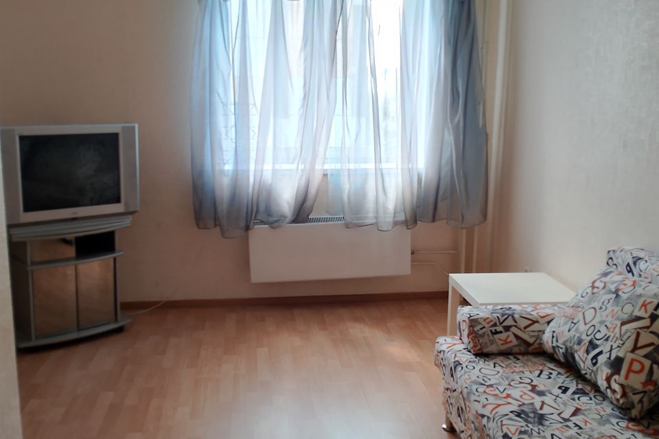 Сдаётся 1-комнатная квартира, 43 м²