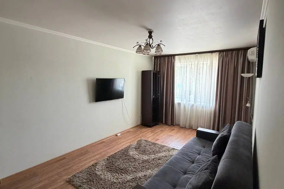 Сдаётся 4-комнатная квартира, 70 м²
