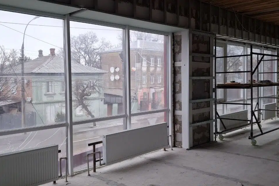 Сдаётся помещение своб. назначения, 600 м²