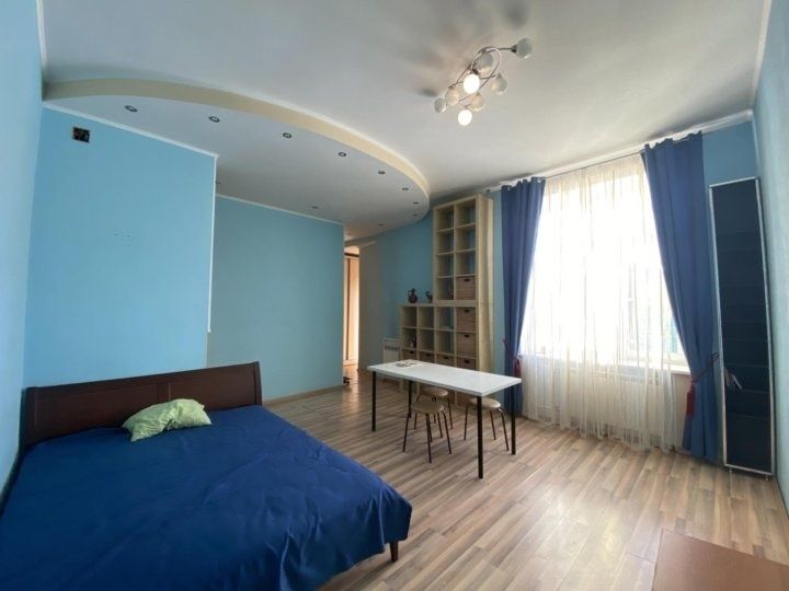 Сдаётся 2-комнатная квартира, 54 м²