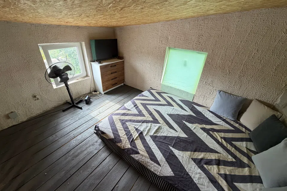 Сдаётся 2-этажный дом, 20 м²