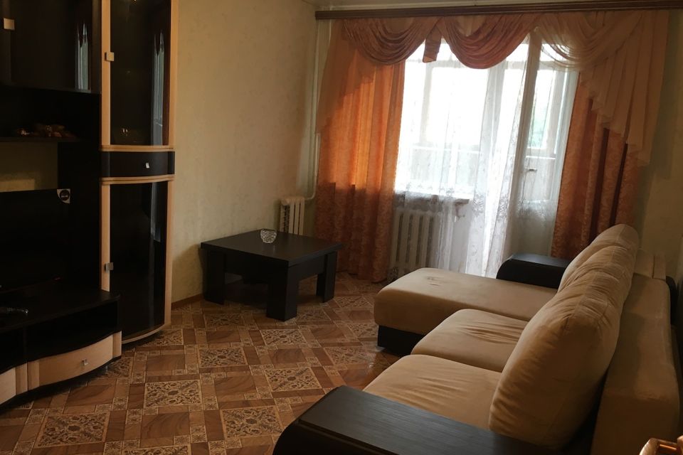 Сдаётся 1-комнатная квартира, 38 м²