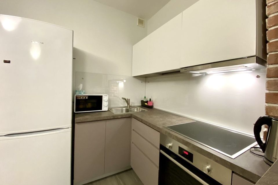 Сдаётся 1-комнатная квартира, 46 м²
