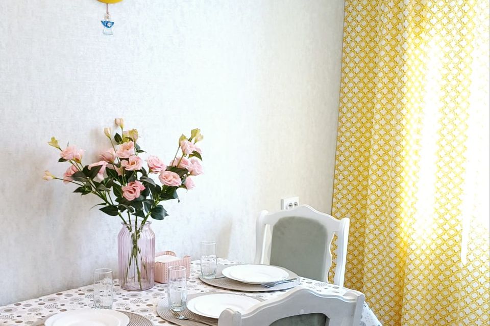 Сдаётся 1-комнатная квартира, 54 м²