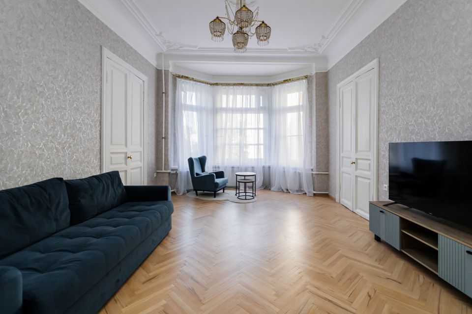 Сдаётся 3-комнатная квартира, 97.8 м²