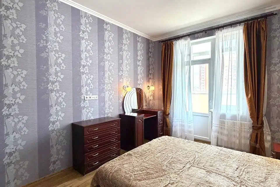 Сдаётся 3-комнатная квартира, 81.7 м²