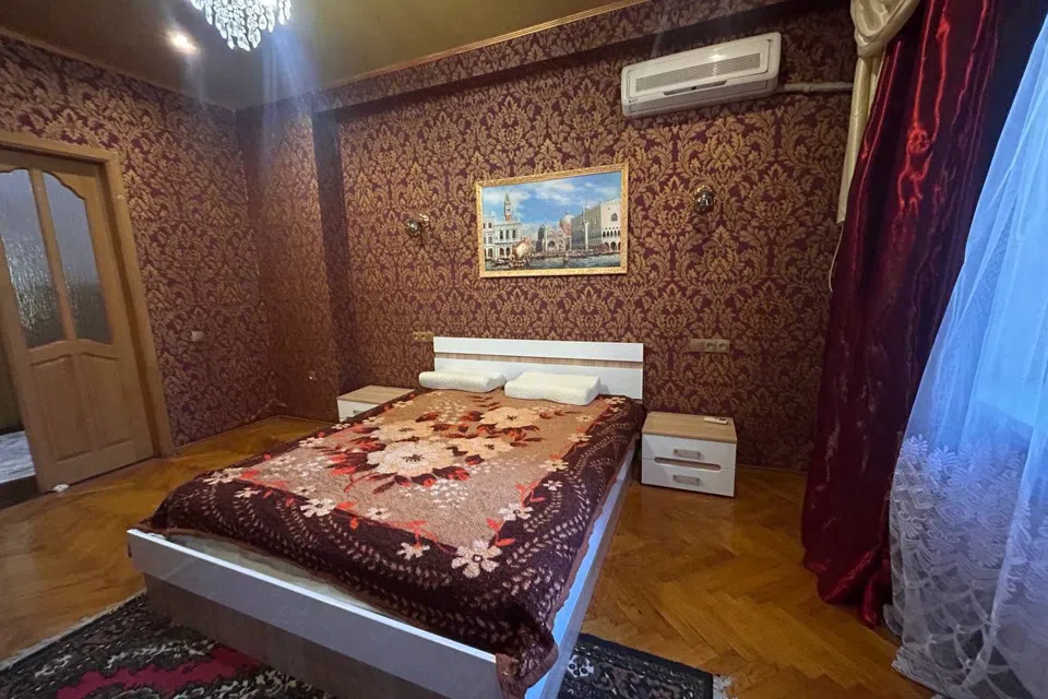 Сдаётся 3-комнатная квартира, 79 м²