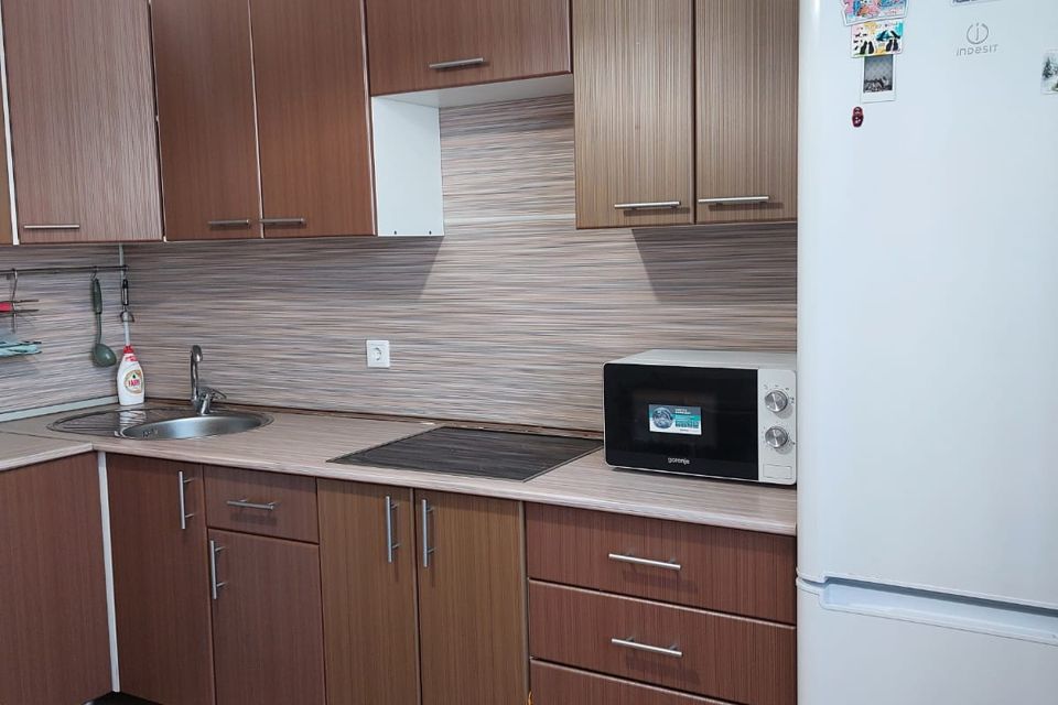 Сдаётся 1-комнатная квартира, 40 м²