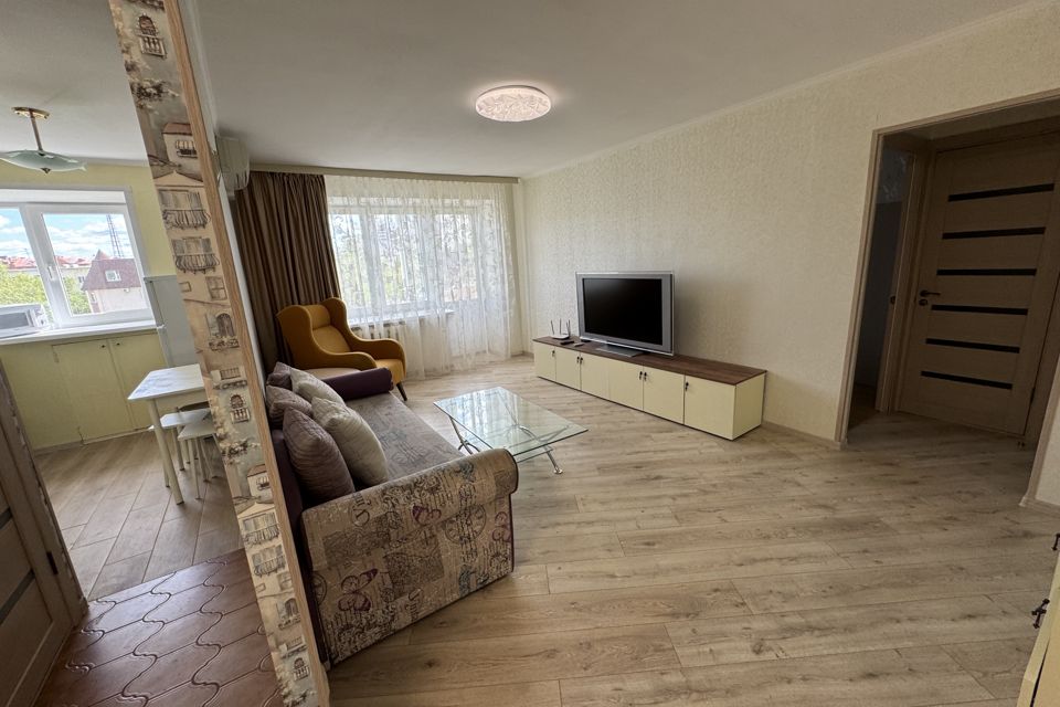 Сдаётся 2-комнатная квартира, 47.3 м²