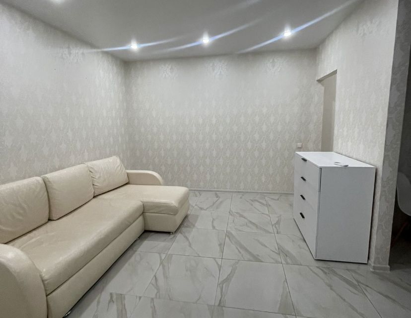 Сдаётся 2-комнатная квартира, 63 м²