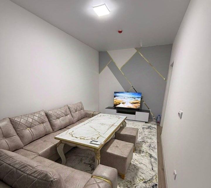 Сдаётся 2-комнатная квартира, 58 м²