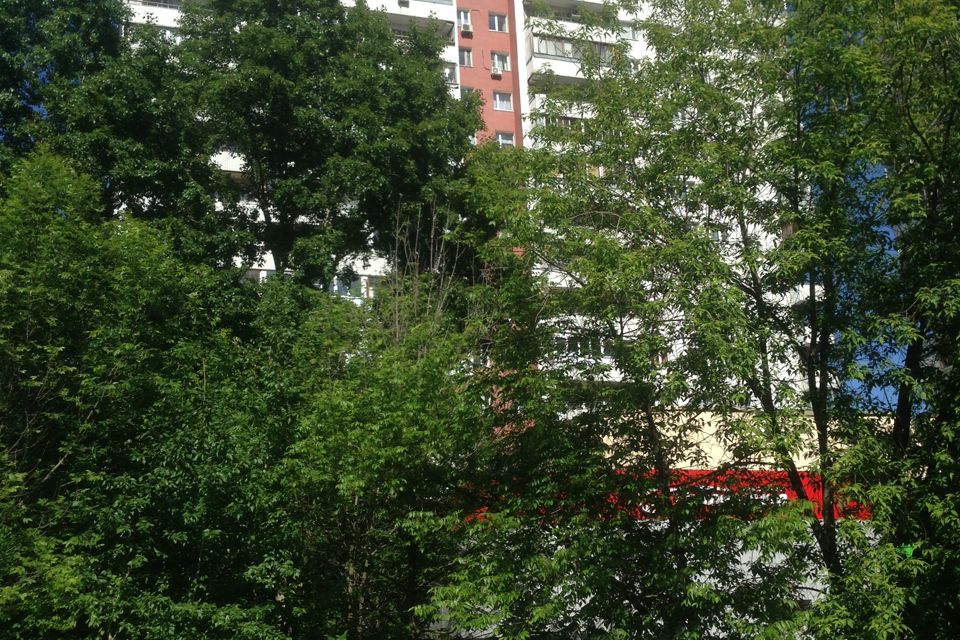 Сдаётся 1-комнатная квартира, 43 м²