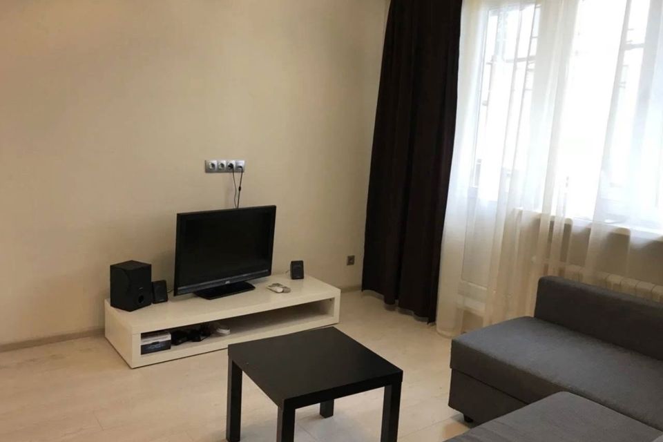 Сдаётся 1-комнатная квартира, 35 м²