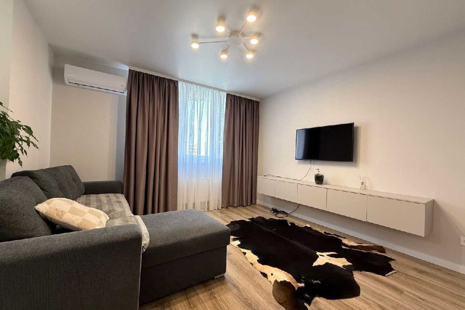 Сдаётся 1-комнатная квартира, 37 м²