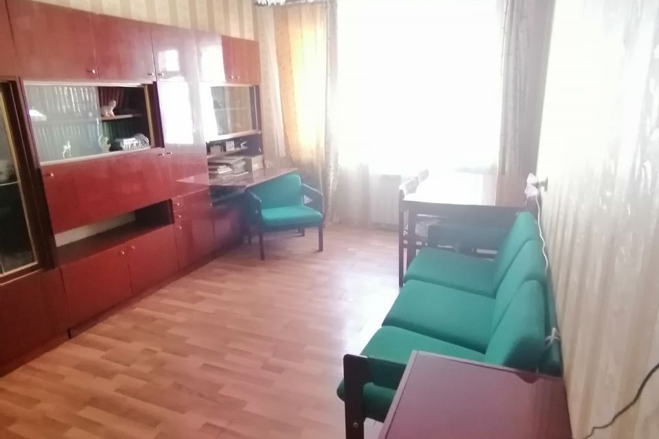 Сдаётся 2-комнатная квартира, 54 м²