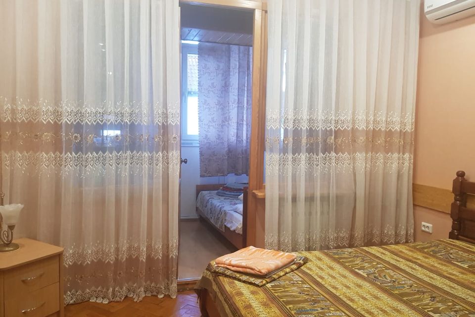 Сдаётся 1-комнатная квартира, 33 м²