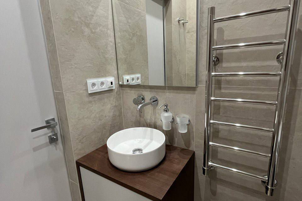 Сдаётся 2-комнатная квартира, 55 м²