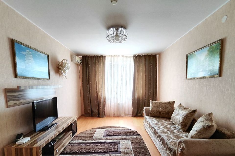Сдаётся 2-комнатная квартира, 54 м²