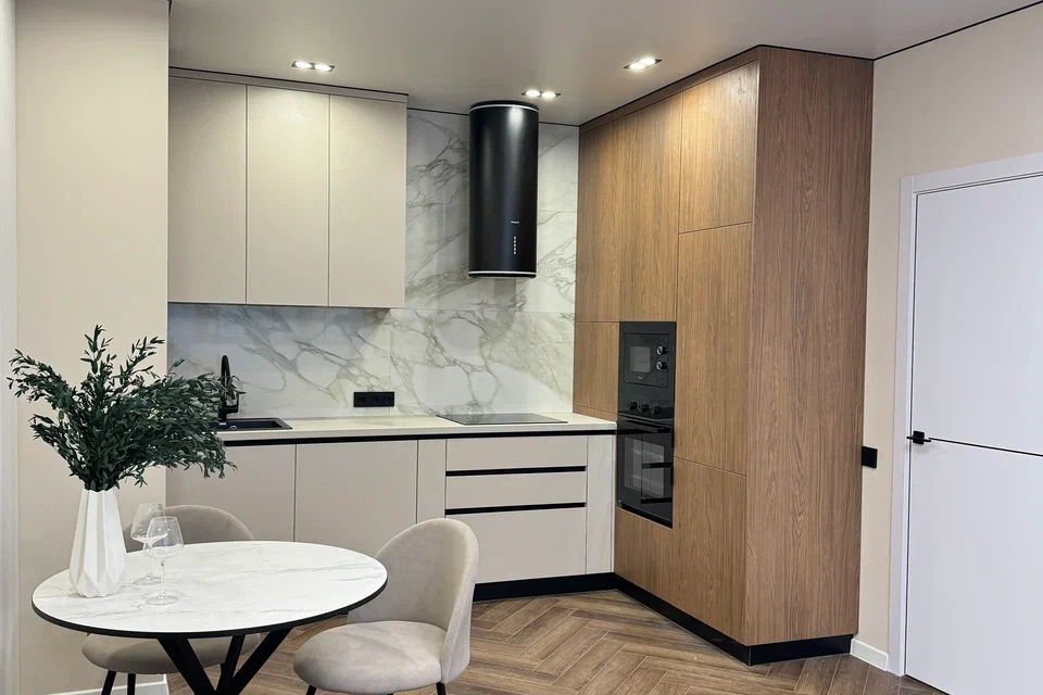 Сдаётся 1-комнатная квартира, 49.8 м²