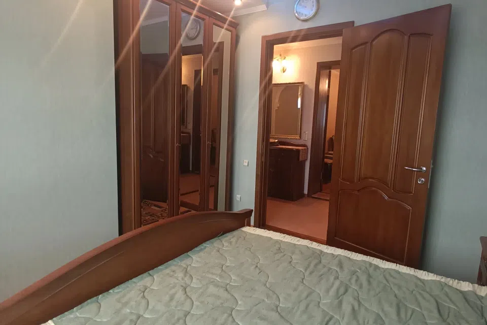 Сдаётся 2-комнатная квартира, 55 м²