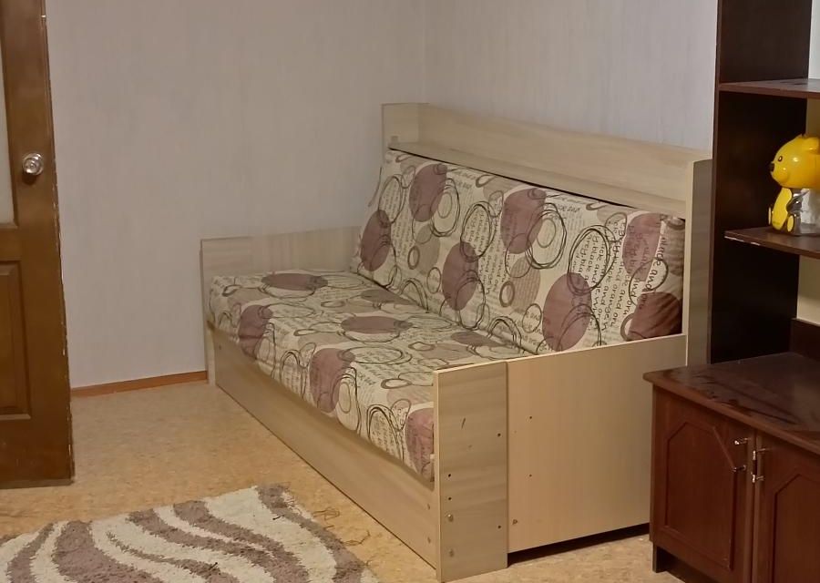 Сдаётся 2-комнатная квартира, 65 м²