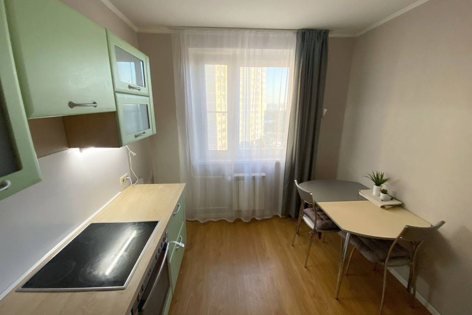 Сдаётся 1-комнатная квартира, 38 м²