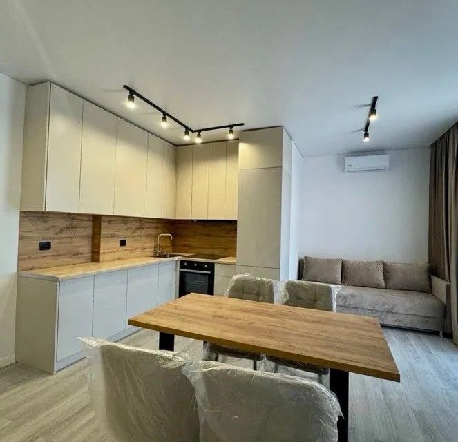 Сдаётся 1-комнатная квартира, 47 м²
