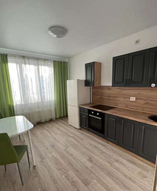 Сдаётся 2-комнатная квартира, 60 м²