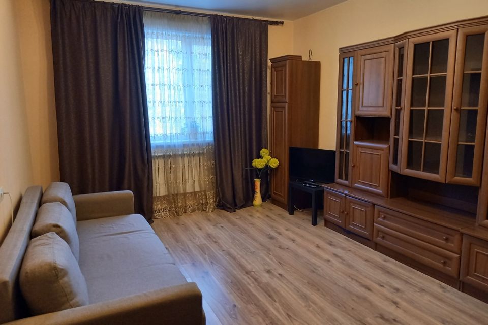 Сдаётся 1-комнатная квартира, 40 м²