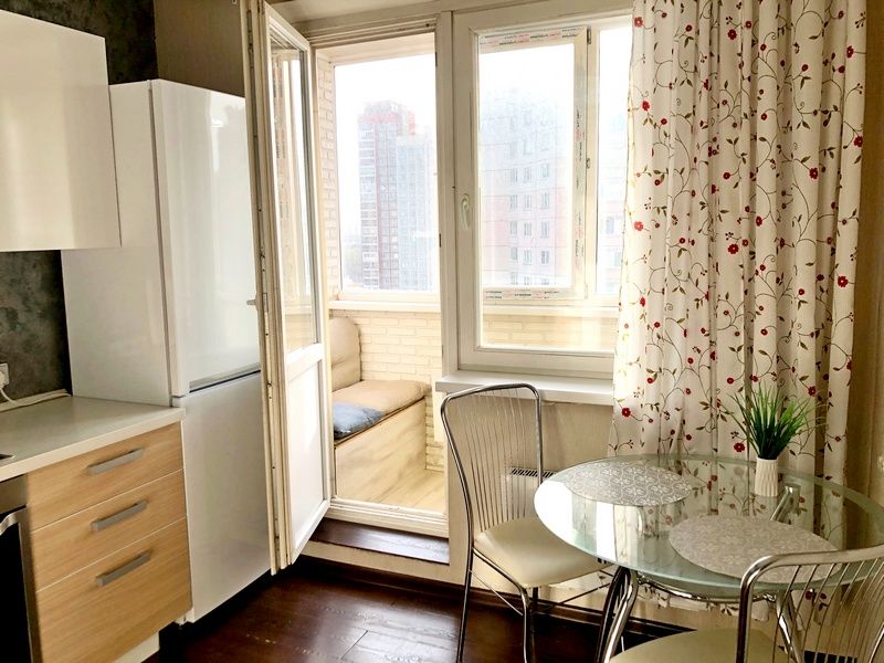 Сдаётся 1-комнатная квартира, 42 м²