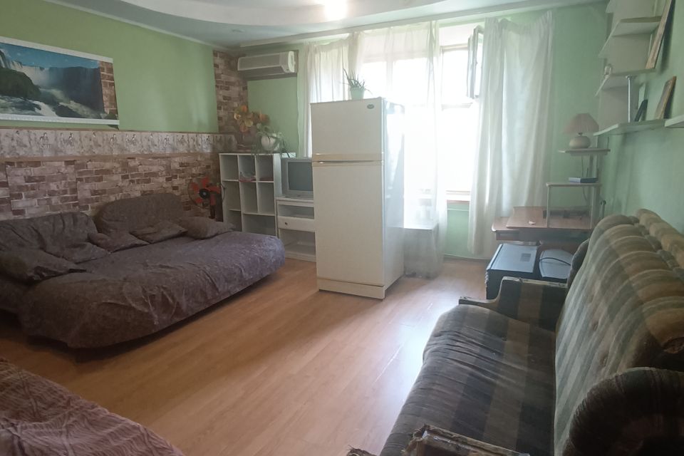 Сдаётся 2-комнатная квартира, 55 м²