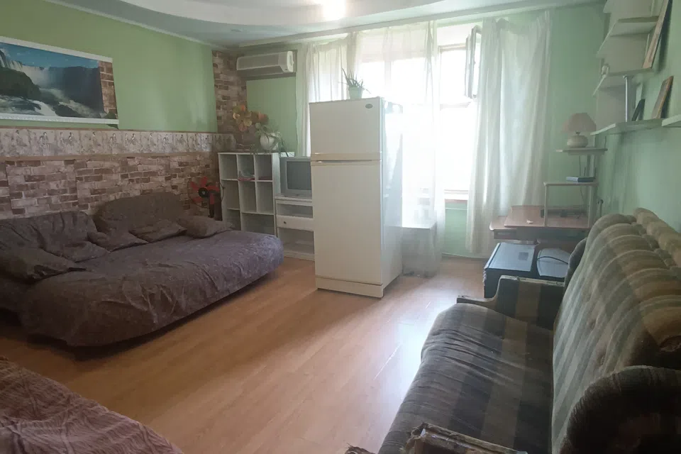 Сдаётся 2-комнатная квартира, 55 м²