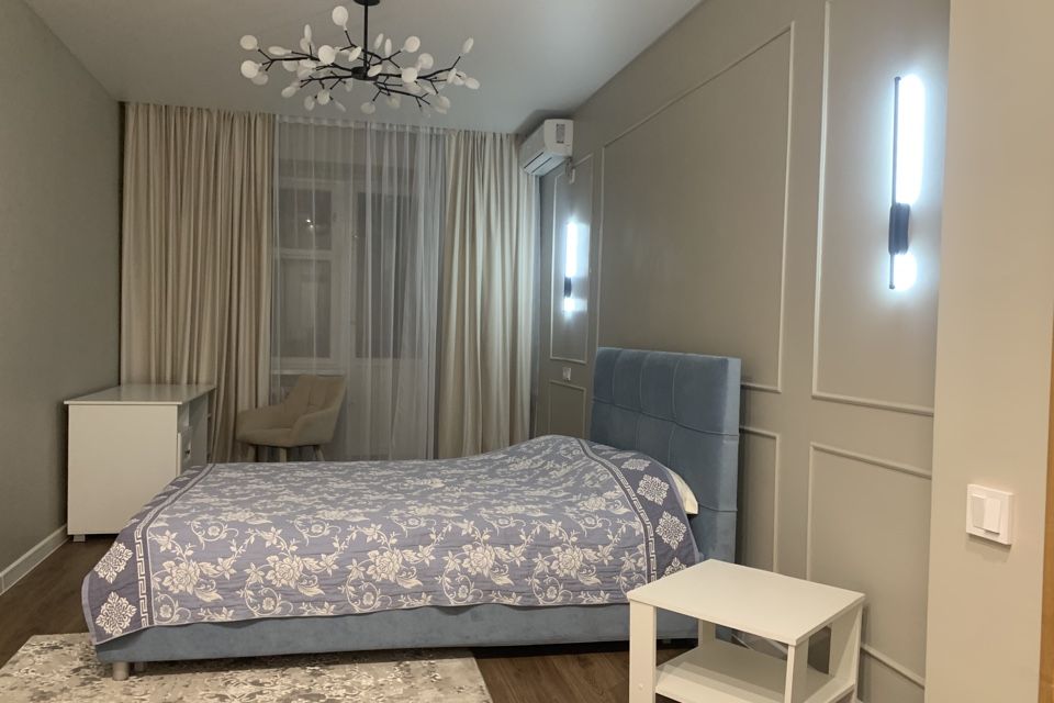 Сдаётся 1-комнатная квартира, 42 м²