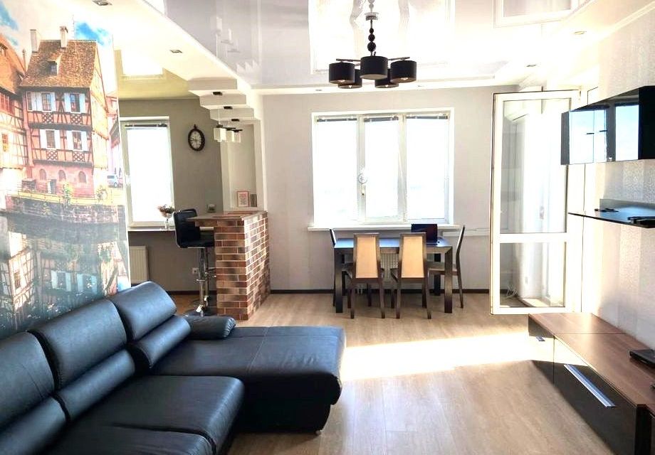 Сдаётся 2-комнатная квартира, 55 м²