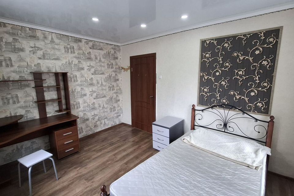 Сдаётся 3-комнатная квартира, 56 м²