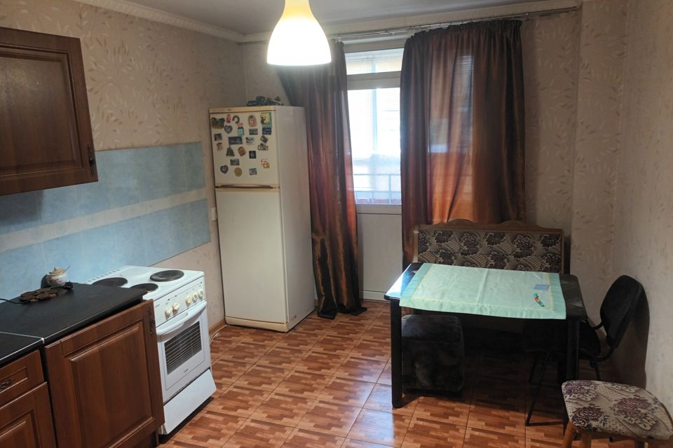 Сдаётся 2-комнатная квартира, 63 м²